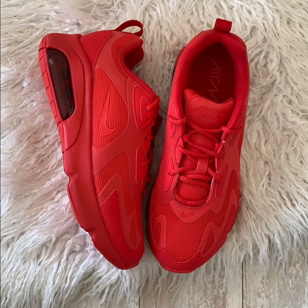 NWT Nike Air Max 200 triple red - Picture 5 of 8